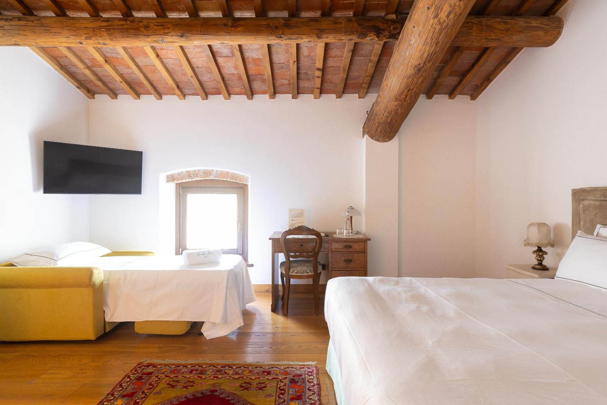 Verdeolivo 1876 - Apartments & Pool Mezzane di Sotto Extérieur photo