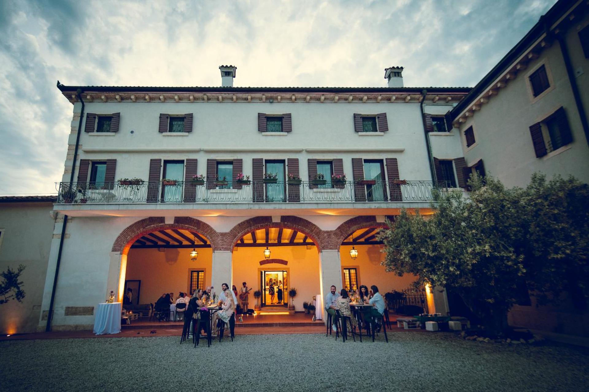 Verdeolivo 1876 - Apartments & Pool Mezzane di Sotto Extérieur photo
