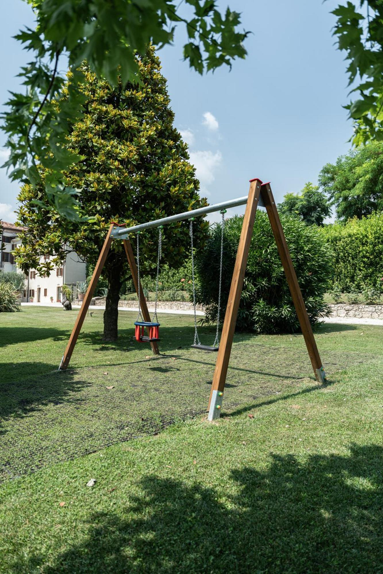 Verdeolivo 1876 - Apartments & Pool Mezzane di Sotto Extérieur photo
